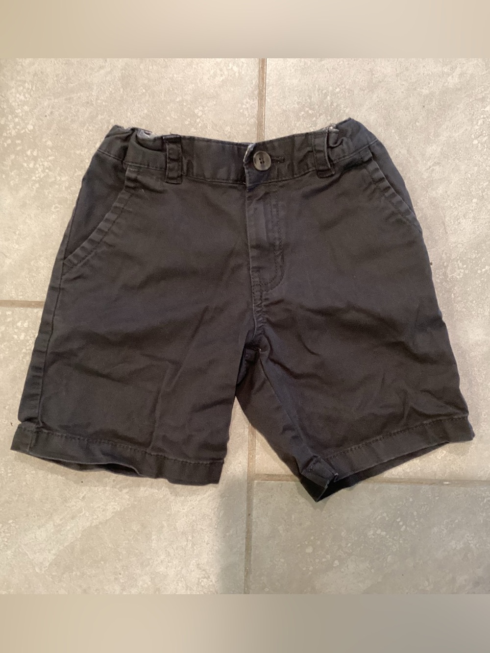 Cat & Jack Black Flat-Front Men’s Shorts